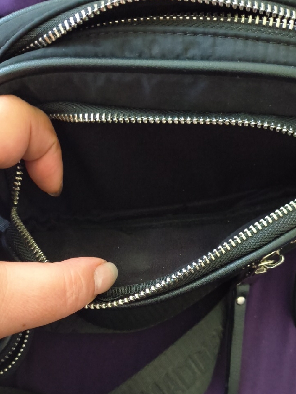 Very Cute Steve Madden Crossbody/Fanny Pack Purse - Picture 5 of 12